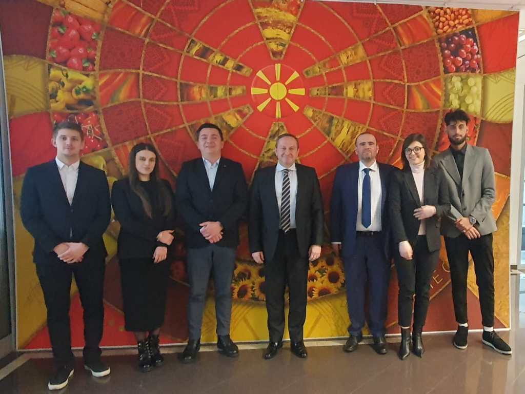 Young Macedonians’ mission: Embassy